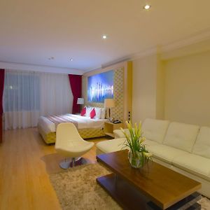 Junior King Suite